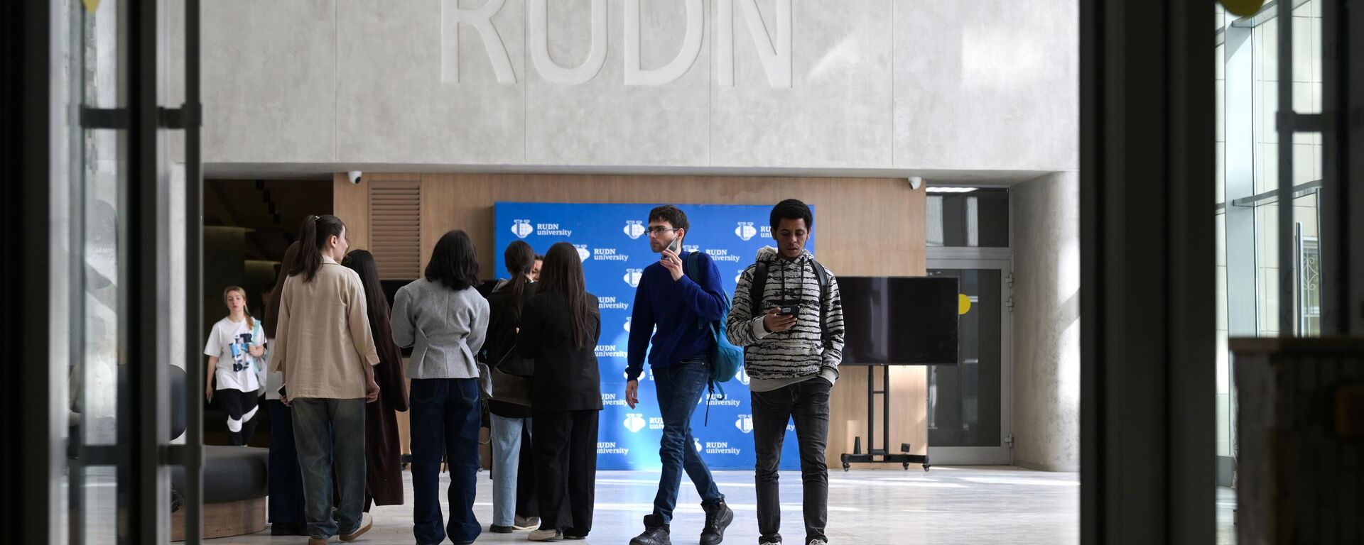 طلاب في جامعة الصداقة بين الشعوب في روسيا - سبوتنيك عربي, 1920, 17.04.2025