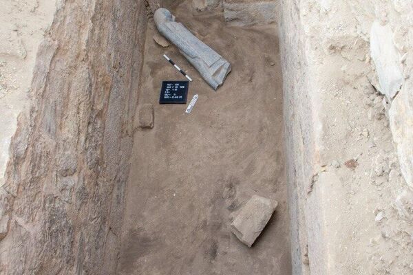 تماثيل ملكية في سقارة بمصر تماثيل ملكية في سقارة بمصر - سبوتنيك عربي