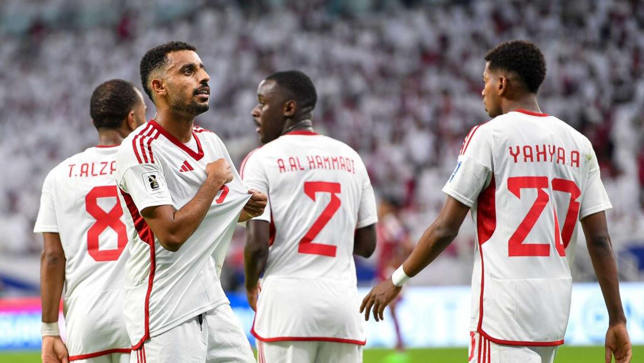 الروماني كوزمين أولاريو يتولى تدريب المنتخب الإماراتي لكرة القدم