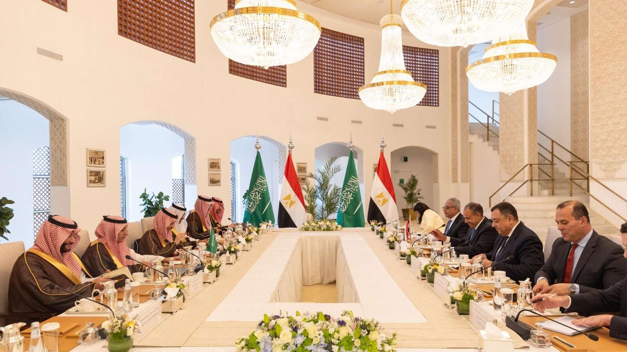 مصر والسعودية تتوافقان على رفض تهجير الفلسطينيين وتبحثان الخطة العربية الإسلامية لإعادة إعمار غزة