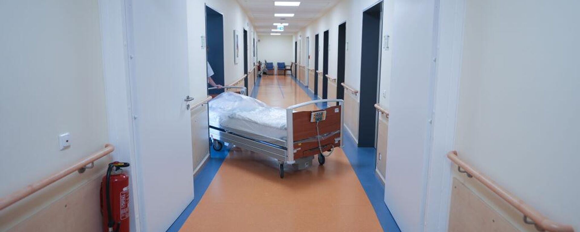 مستشفى - سبوتنيك عربي, 1920, 21.04.2025