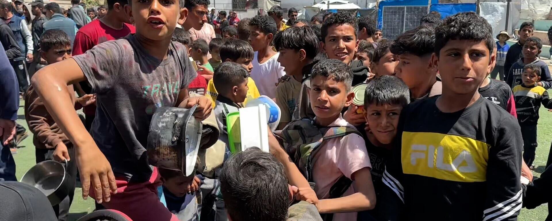 الجوع يتفشى في قطاع غزة  - سبوتنيك عربي, 1920, 01.05.2025