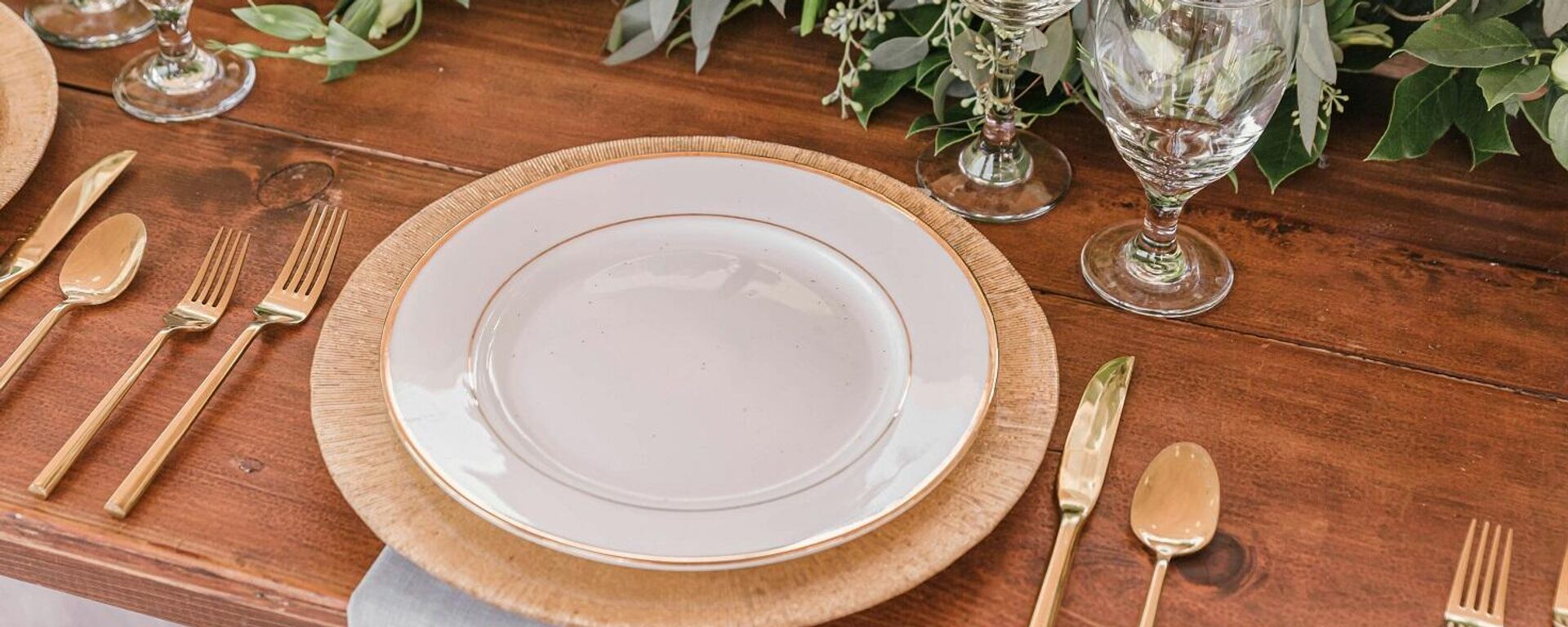 مائدة طعام - سبوتنيك عربي, 1920, 25.04.2025