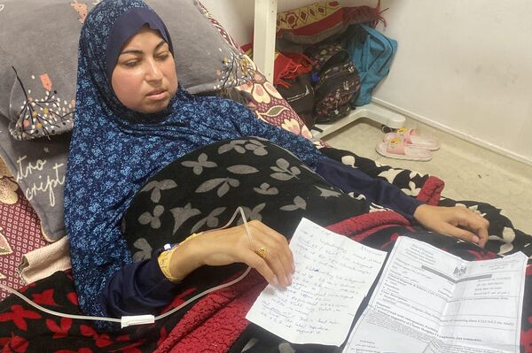 نيفين أبو زيادة... مريضة سرطان نيفين أبو زيادة... مريضة سرطان - سبوتنيك عربي