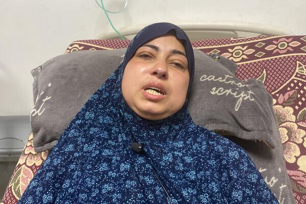 نيفين أبو زيادة... مريضة سرطان نيفين أبو زيادة... مريضة سرطان - سبوتنيك عربي