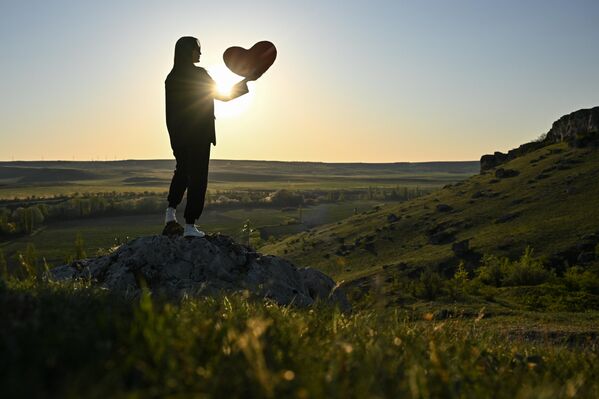 سائحة تعبر عن إعجابها بزيارة شبه جزيرة القرم. - سبوتنيك عربي