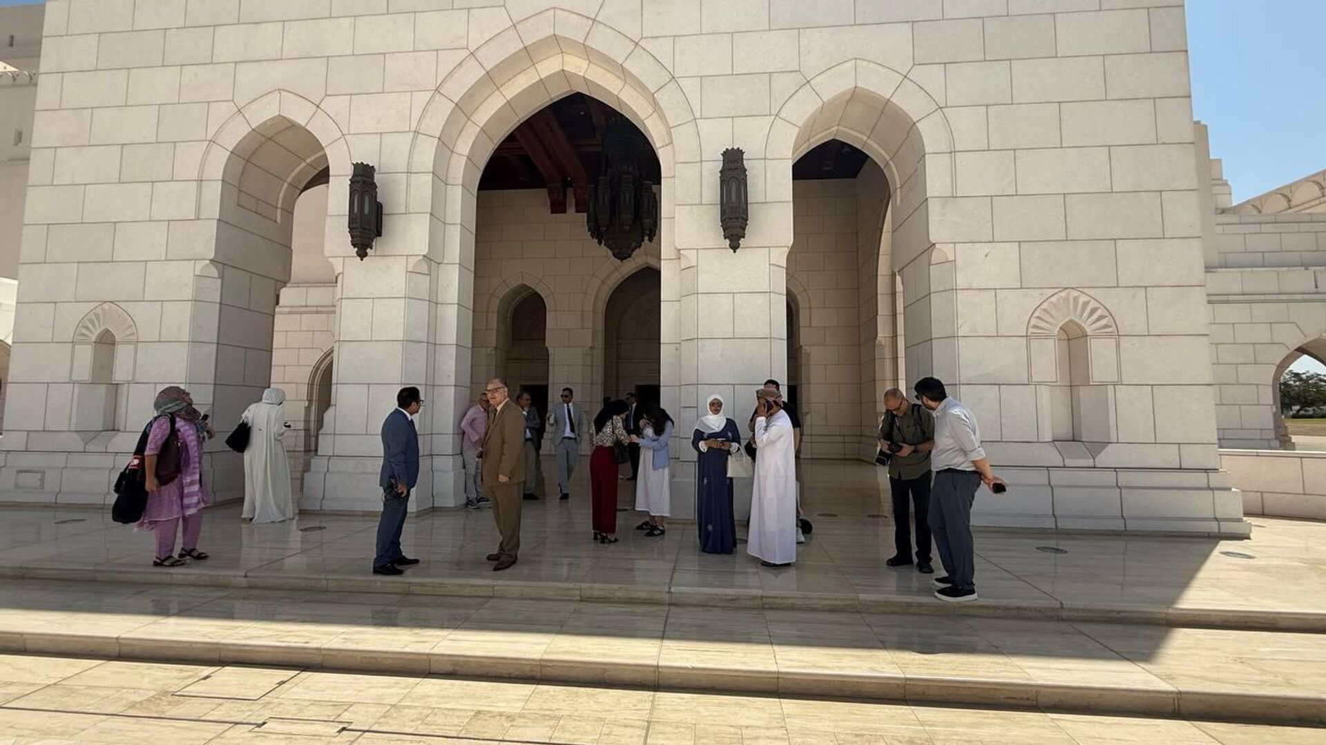 دار الأوبرا في سلطنة عمان... تحفة معمارية تنبض بروح الثقافات المتعددة دار الأوبرا في سلطنة عمان... تحفة معمارية تنبض بروح الثقافات المتعددة - سبوتنيك عربي, 1920, 29.04.2025