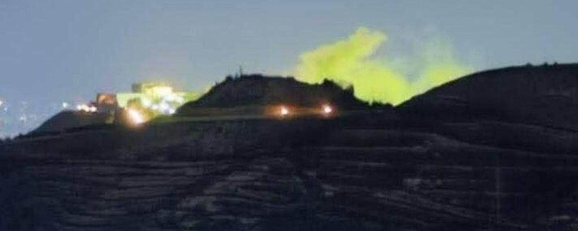 مشاهد متداولة لاستهدف إسرائيل لمنطقة مجاورة للقصر الرئاسي  - سبوتنيك عربي, 1920, 02.05.2025