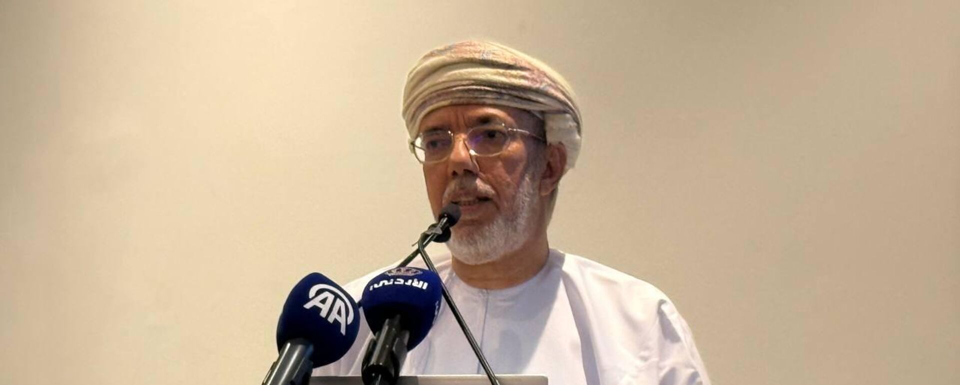 رئيس مركز السلطان قابوس للثقافة والعلوم حبيب بن محمد الريامي - سبوتنيك عربي, 1920, 02.05.2025