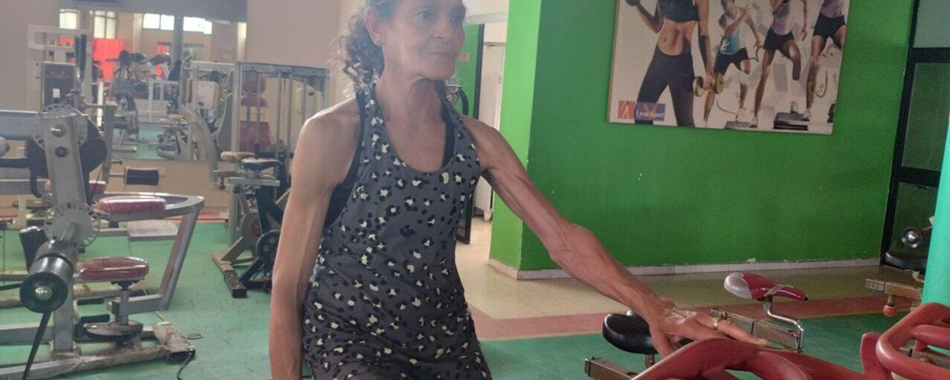 التونسية لطيفة.. عاشقة الرياضة التي رفضت أن تهزمها السنوات - سبوتنيك عربي, 1920, 04.05.2025