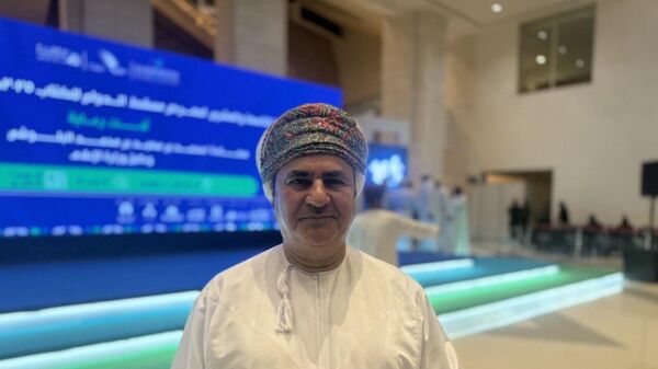 مدير عام ورئيس تحرير وكالة الأنباء العمانية إبراهيم العزري - سبوتنيك عربي