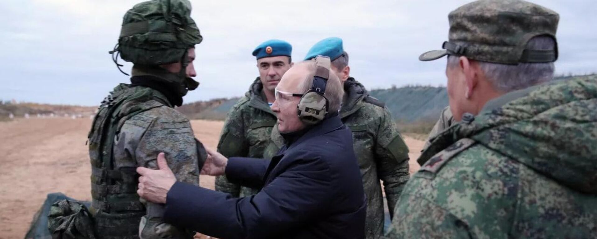 زيارة الرئيس الروسي فلاديمير بوتين ميدان التدريب التابع للمنطقة العسكرية الغربية في مقاطعة ريازان، 2022 - سبوتنيك عربي, 1920, 11.05.2025