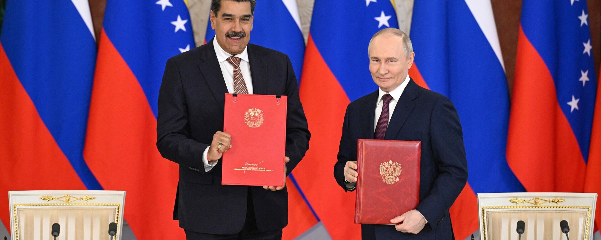  الرئيس الروسي فلاديمير بوتين، ونظيره الفنزويلي نيكولاس مادورو - سبوتنيك عربي, 1920, 07.05.2025