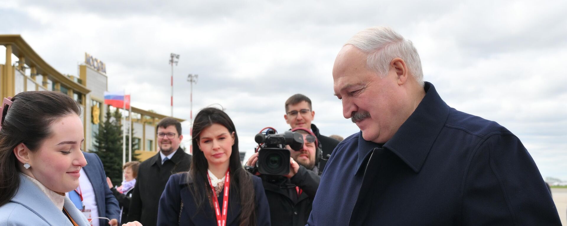 وصول الرئيس البيلاروسي، ألكسندر لوكاشينكو، إلى موسكو للمشاركة في الاحتفالات بالذكرى الثمانين للنصر. - سبوتنيك عربي, 1920, 08.08.2025