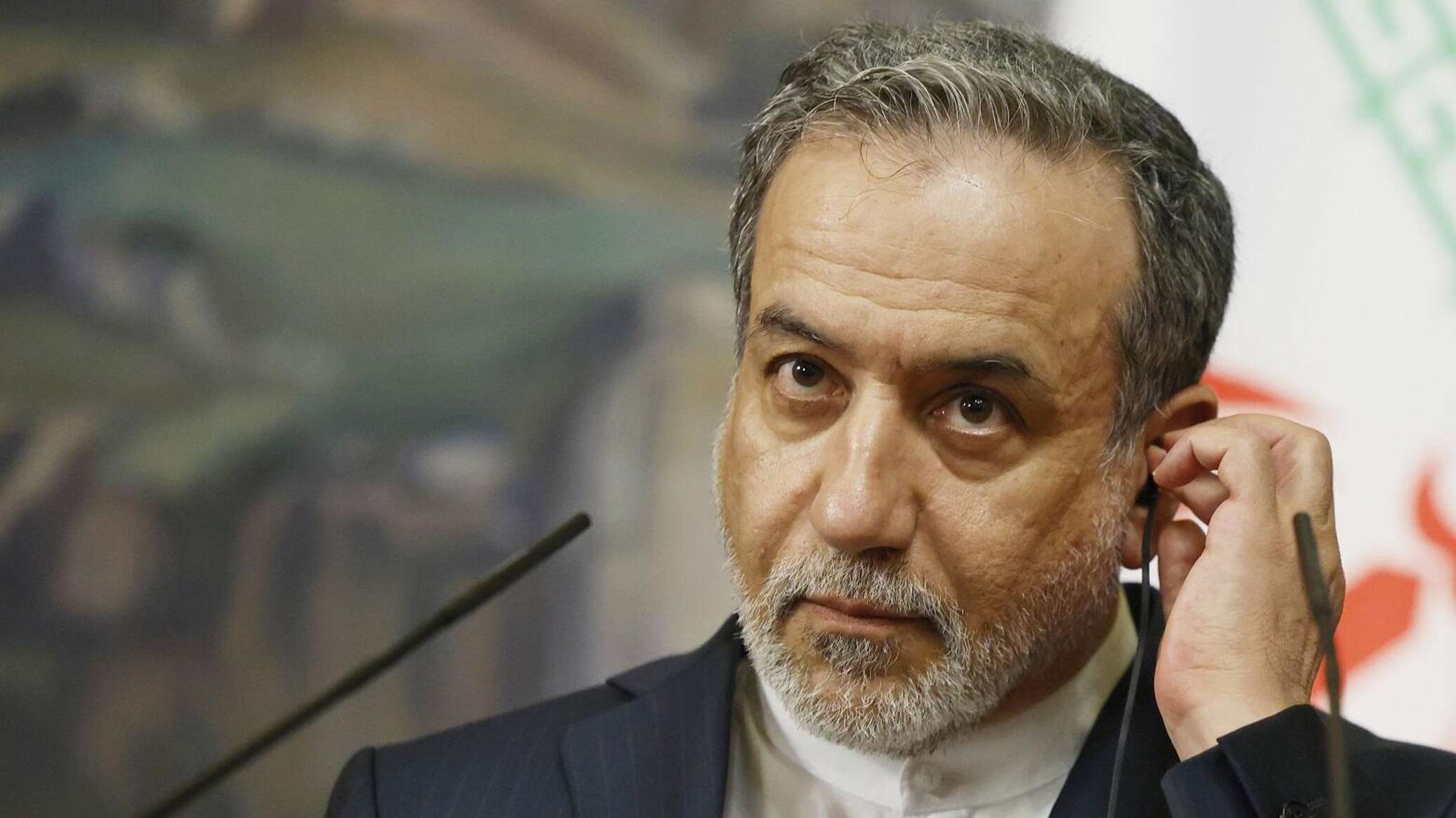 إيران تعلن بدء خطوات إقامة علاقات مع مصر والبحرين