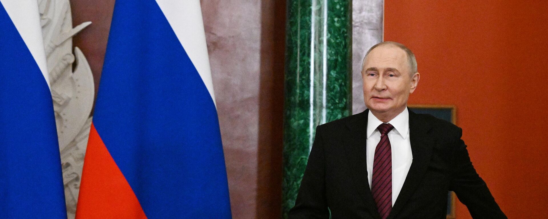 كلمة الرئيس الروسي فلاديمير بوتين أمام ممثلي وسائل الإعلام الروسية والأجنبية - سبوتنيك عربي, 1920, 11.05.2025