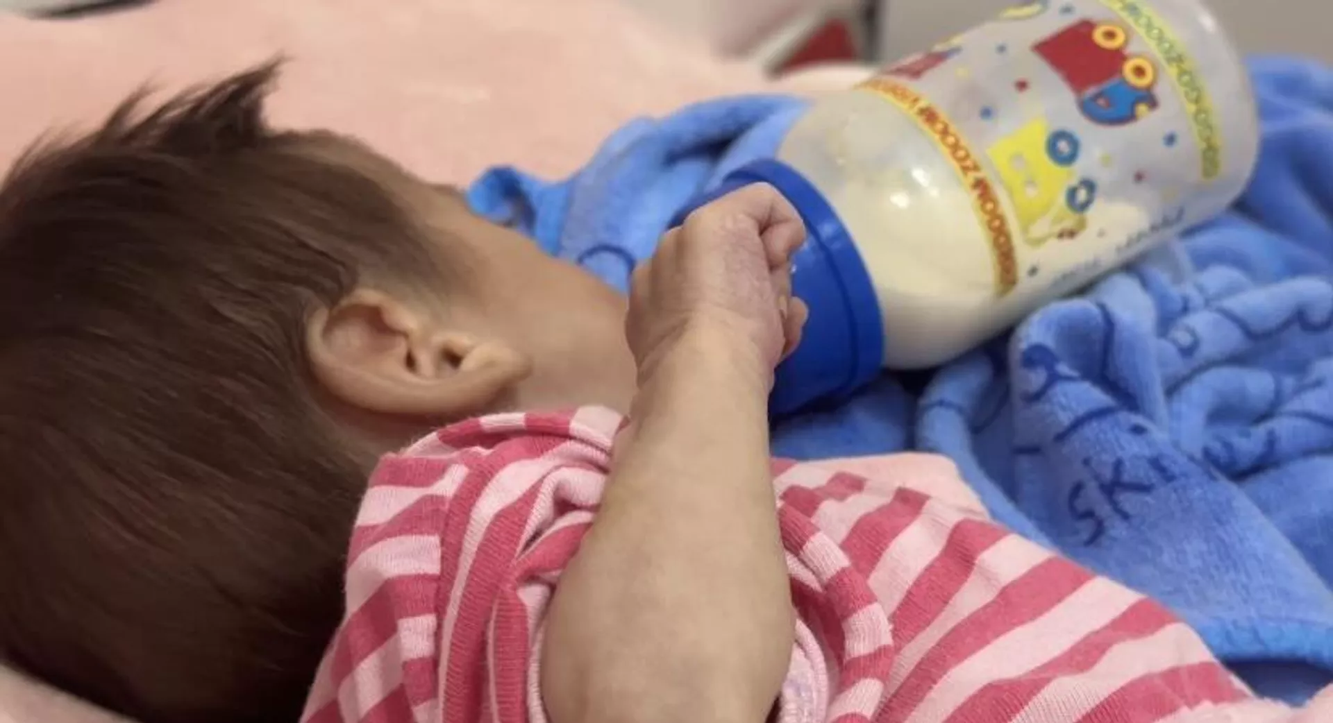 سوء التغذية يهدد حياة آلاف الأطفال  في غزة - سبوتنيك عربي, 1920, 12.05.2025