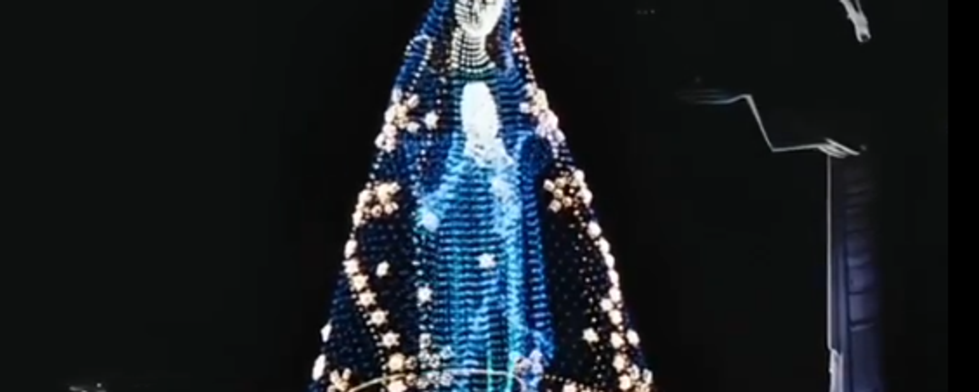 عرض مذهل للطائرات المسيرة في مدينة ريو دي جانيرو بالبرازيل احتفالا بيوم الأم  - سبوتنيك عربي, 1920, 12.05.2025