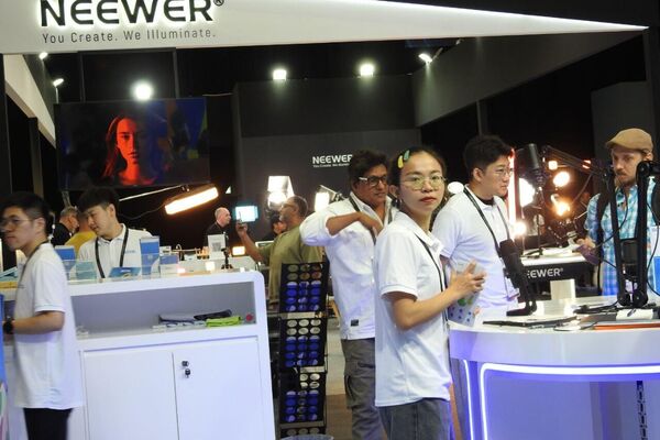 انطلاق فعاليات مؤتمر سات إكسبو الشرق الأوسط في دبي - سبوتنيك عربي