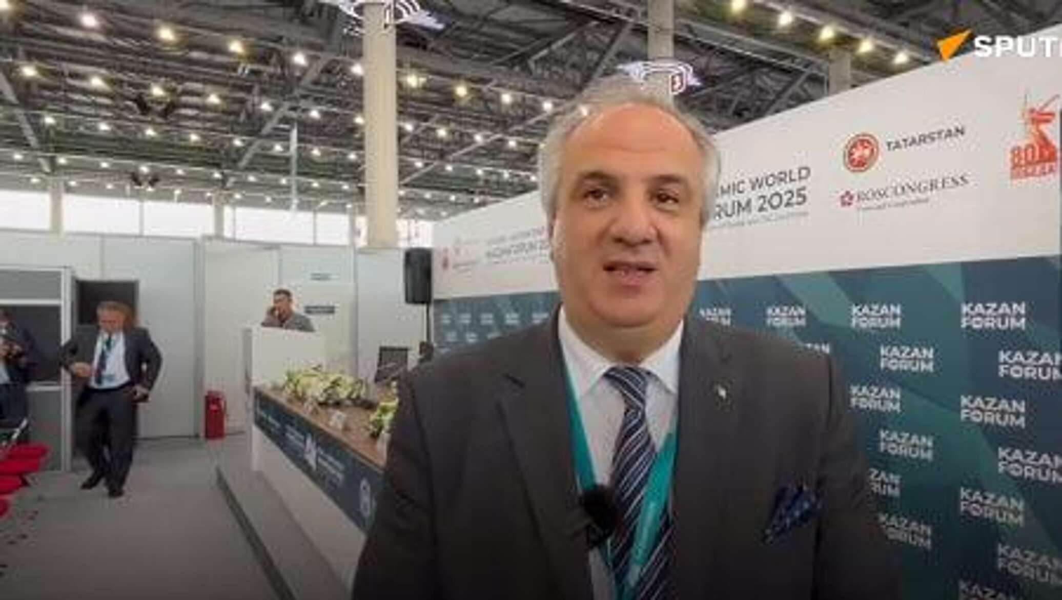 عميد كلية العلوم الطبية في جامعة الجزائر لـ"سبوتنيك": وقعنا اتفاقية مع روسيا للتبادل الطلابي