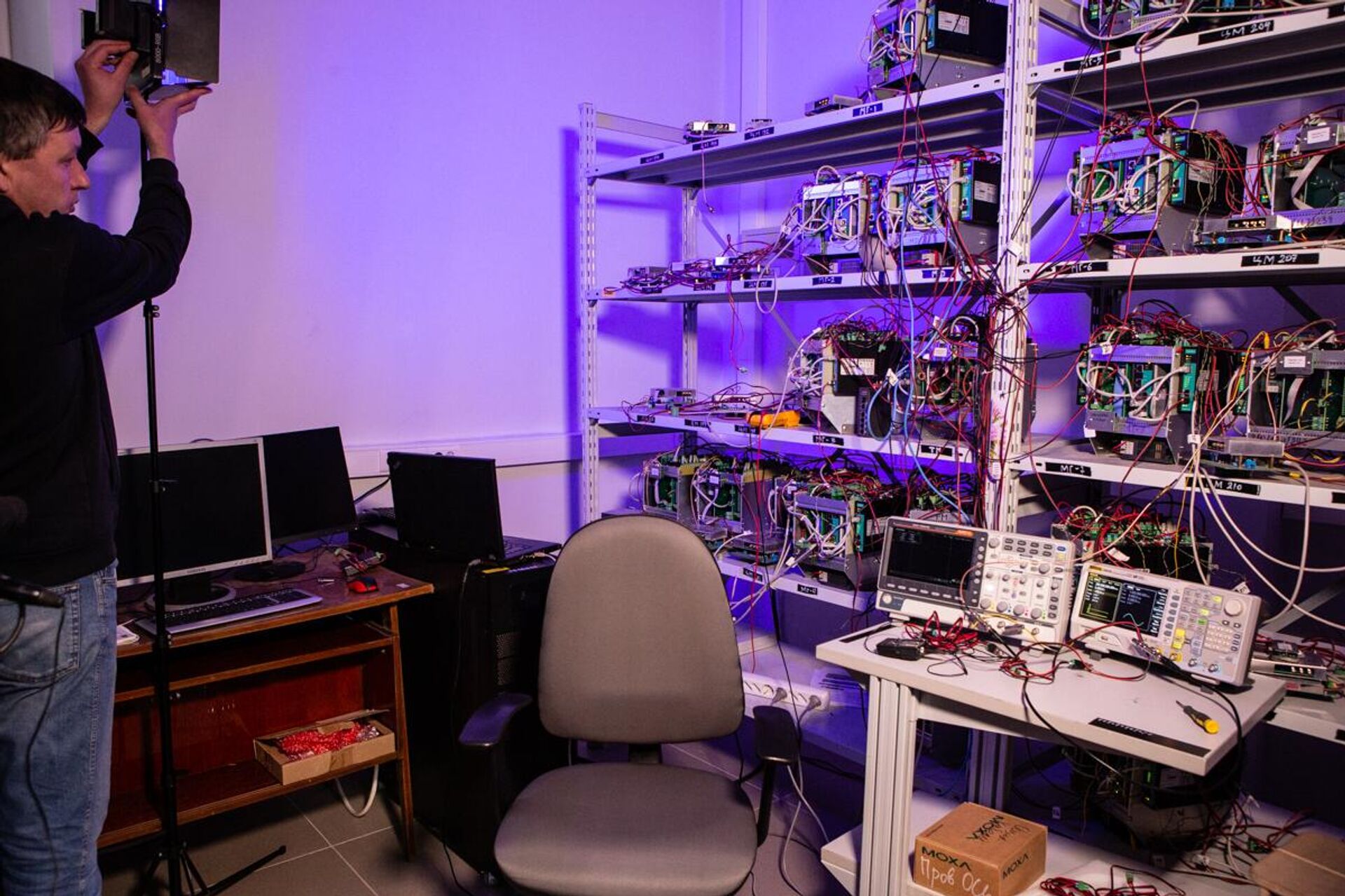 ورئيس مختبر الشباب لمعالجة البيانات الضخمة، غريغوري إيغوريفيتش روبتسوف ورئيس مختبر الشباب لمعالجة البيانات الضخمة، غريغوري إيغوريفيتش روبتسوف - سبوتنيك عربي, 1920, 16.05.2025