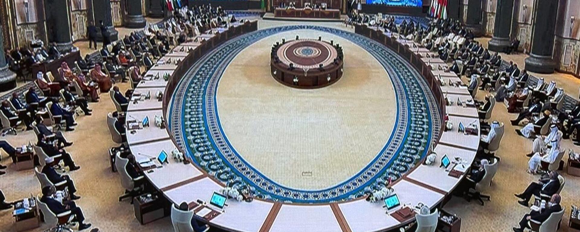 انعقاد القمة العربية في دورتها العادية الرابعة والثلاثين في بغداد - سبوتنيك عربي, 1920, 19.05.2025