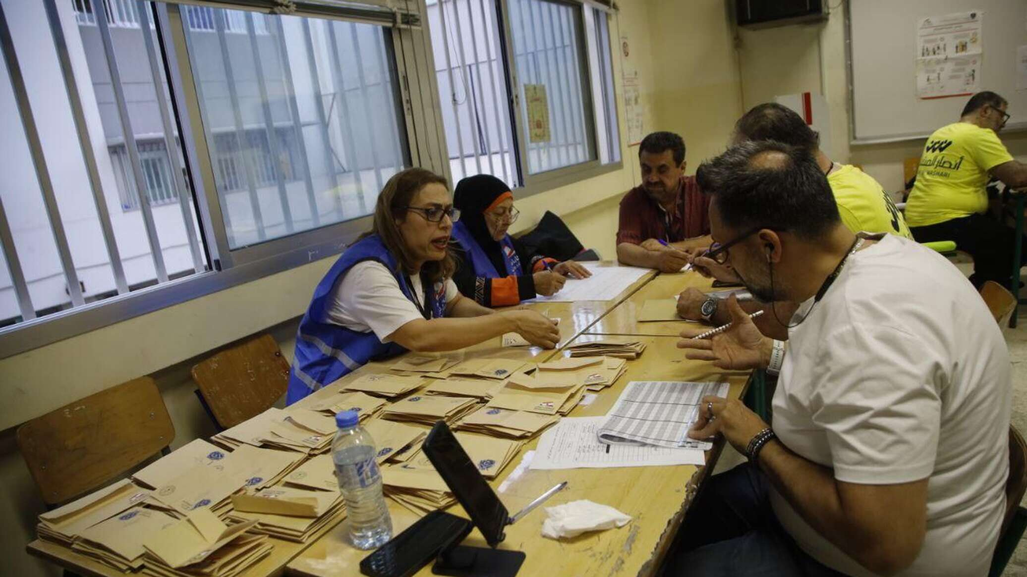 لبنان.. انطلاق الجولة الأخيرة من الانتخابات البلدية بمشاركة الرئيس عون
