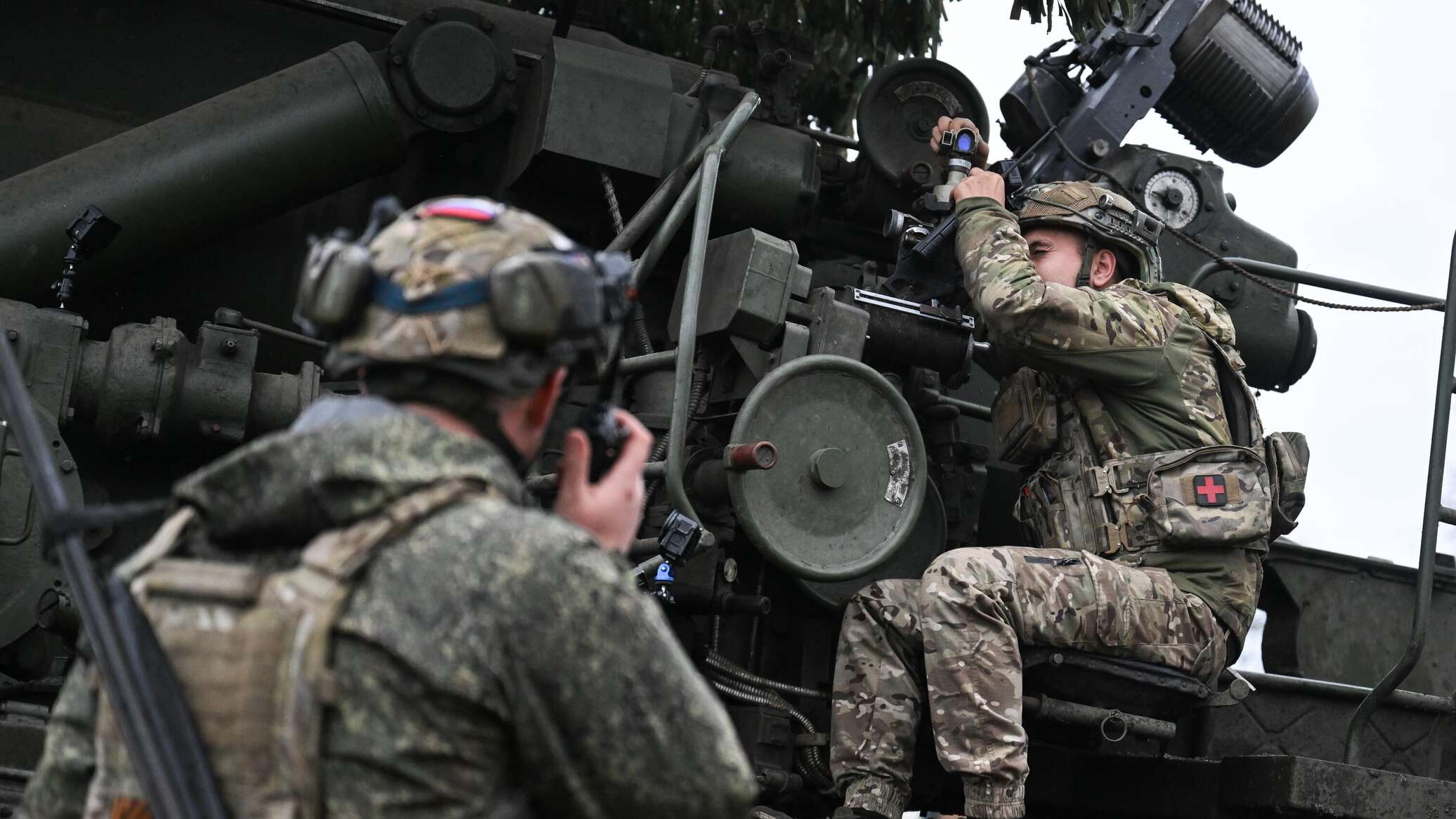 الدفاع الجوي الروسي يسقط 32 طائرة مسيرة أوكرانية ليلا