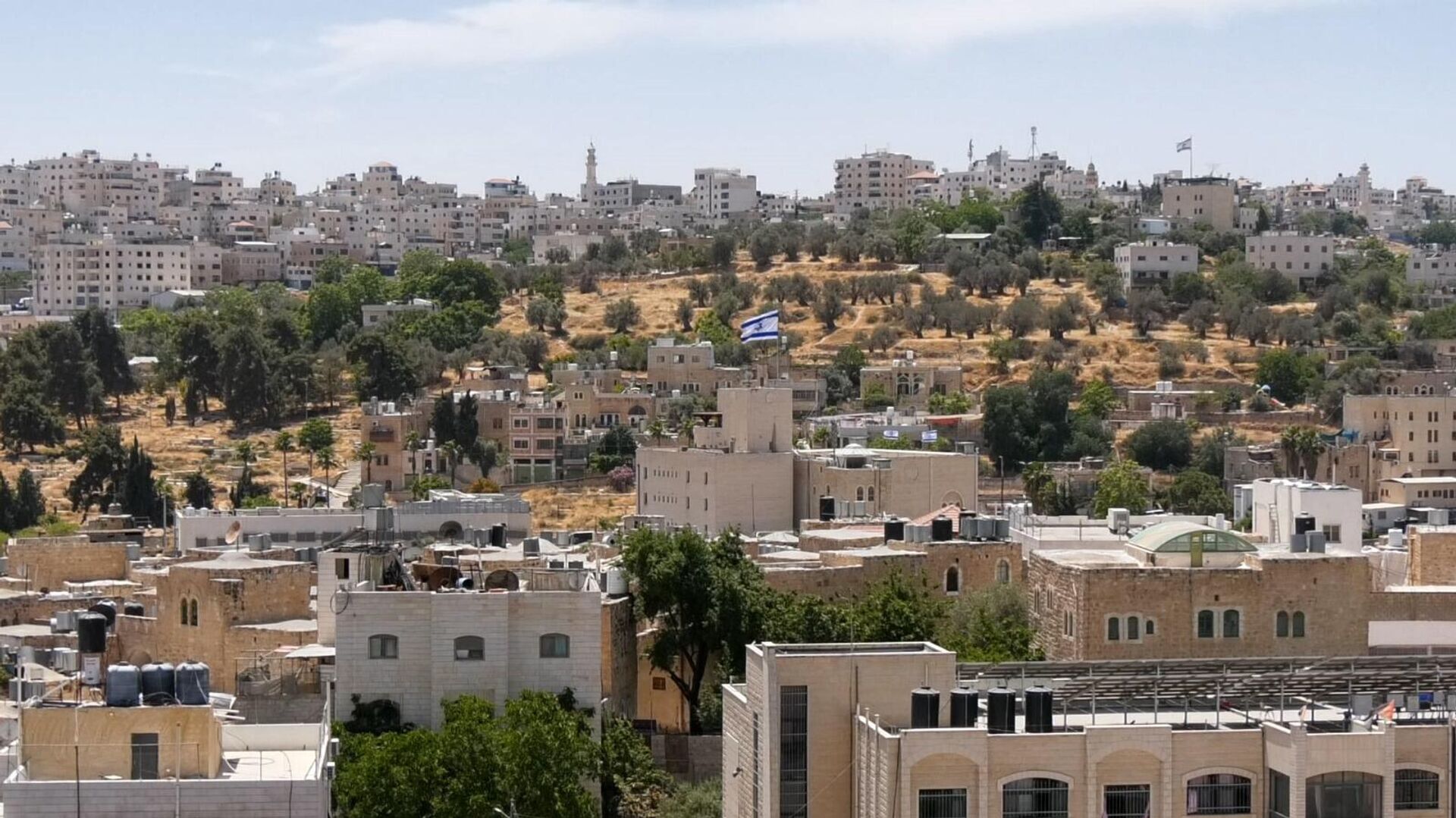 إسرائيل تشدد حصارها على الخليل جنوبي الضفة الغربية والقيود تطال دفن الموتى - سبوتنيك عربي, 1920, 22.05.2025