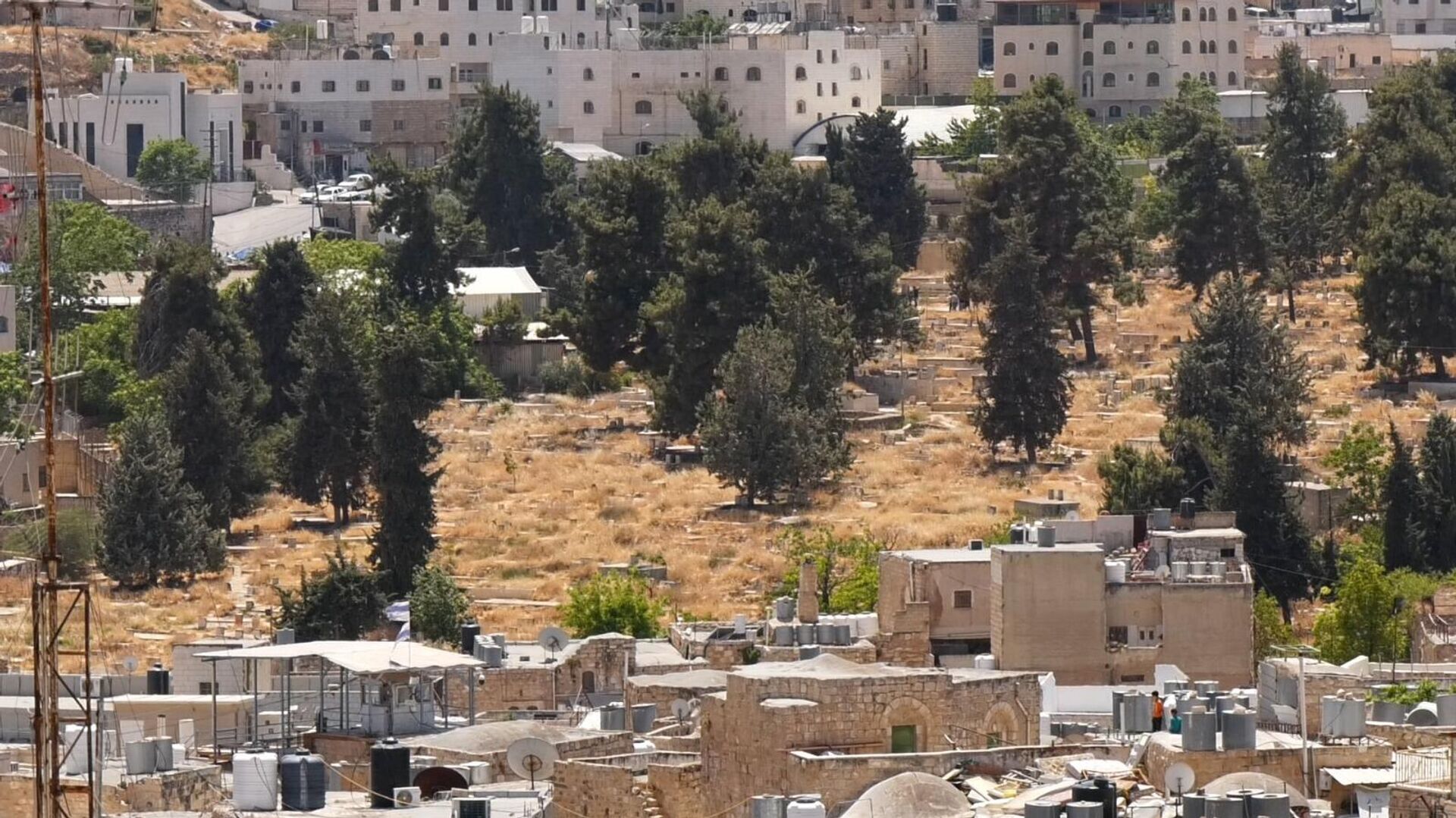 إسرائيل تشدد حصارها على الخليل جنوبي الضفة الغربية والقيود تطال دفن الموتى - سبوتنيك عربي, 1920, 22.05.2025