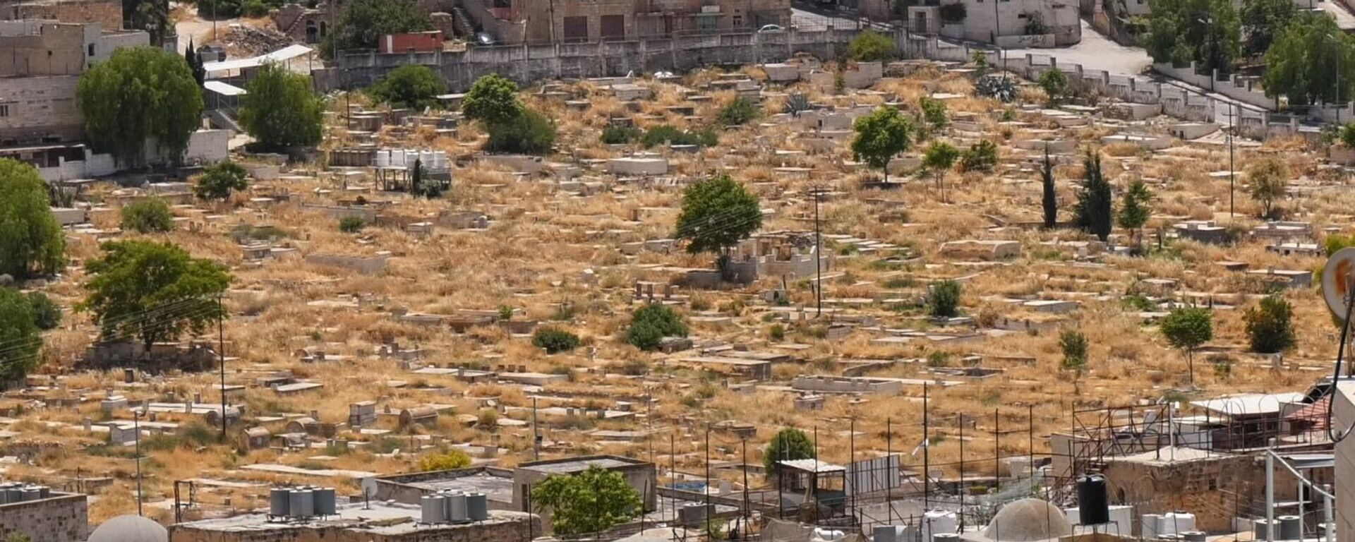 إسرائيل تشدد حصارها على الخليل جنوبي الضفة الغربية والقيود تطال دفن الموتى - سبوتنيك عربي, 1920, 30.05.2026