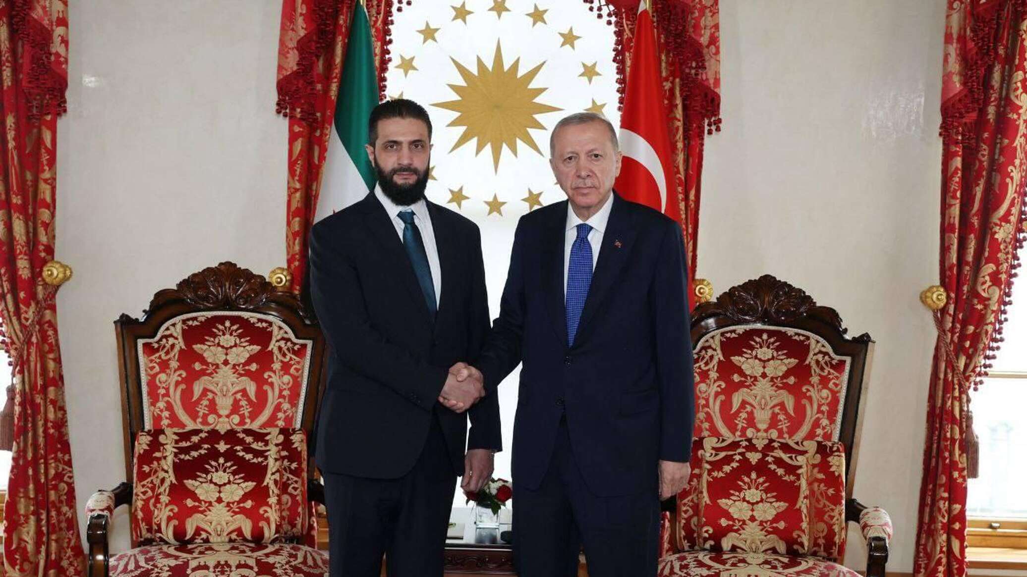 أردوغان يدعو الشرع إلى تجنيب سوريا الصراع الناتج عن التصعيد الإسرائيلي