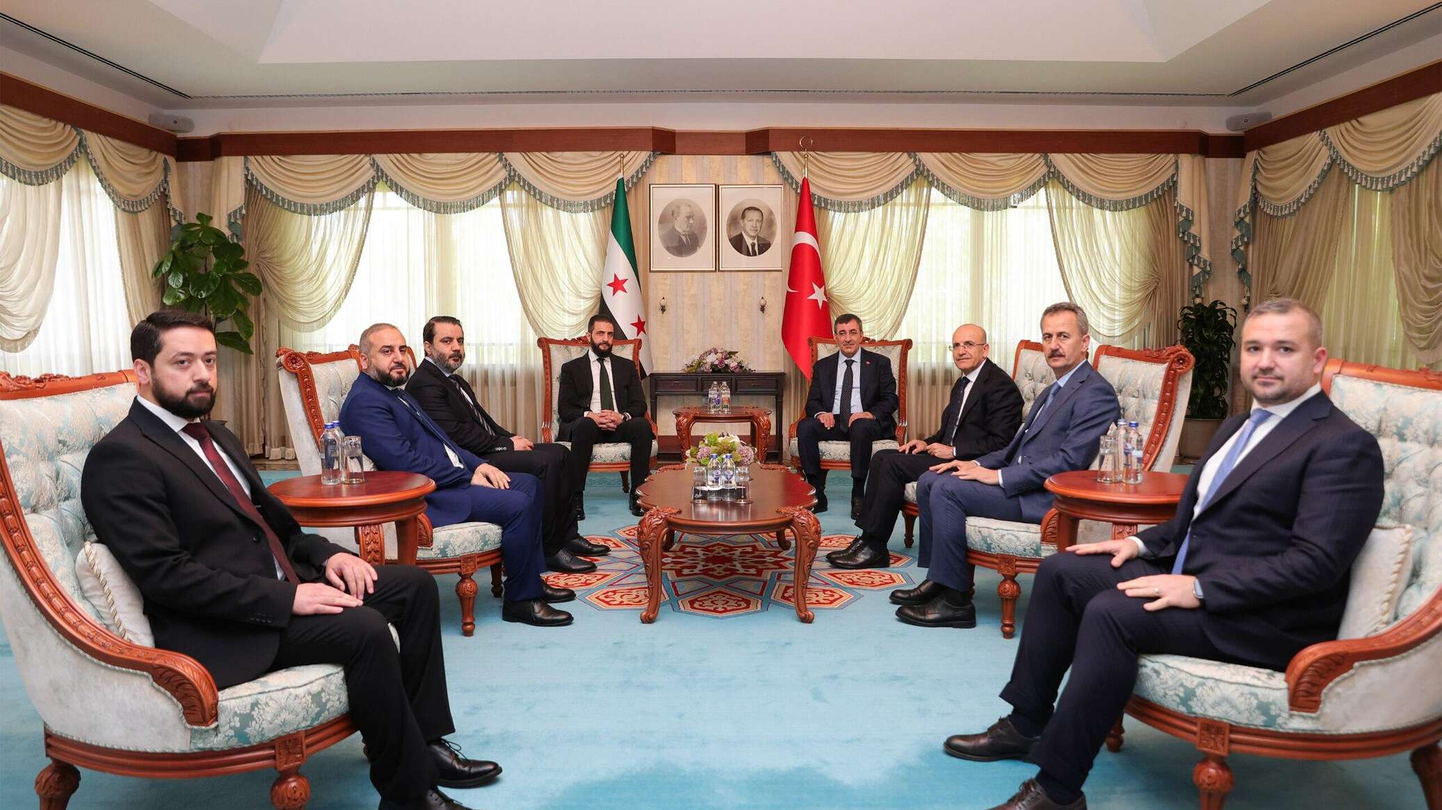 برئاسة الشرع... وفد سوري يبحث مع مسؤولين أتراك ملفات الطاقة والدفاع والاقتصاد