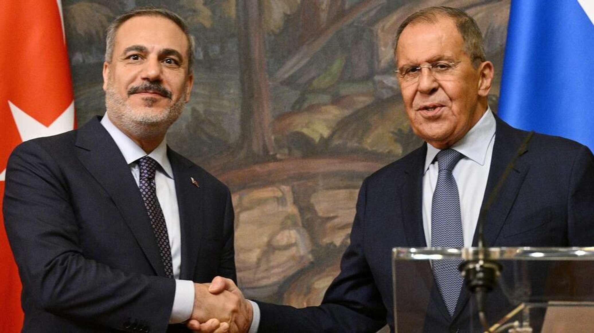 مباشر... لافروف يجري محادثات مع نظيره التركي في موسكو