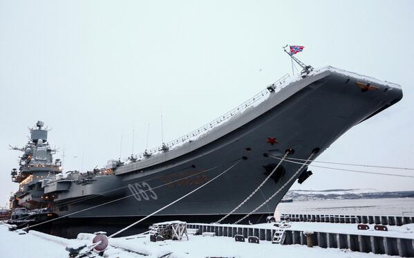 حاملة الطائرات الثقيلة &quot;أميرال أسطول الاتحاد السوفييتي كوزنيتسوف&quot;، التابعة لأسطول الشمال الروسي - سبوتنيك عربي