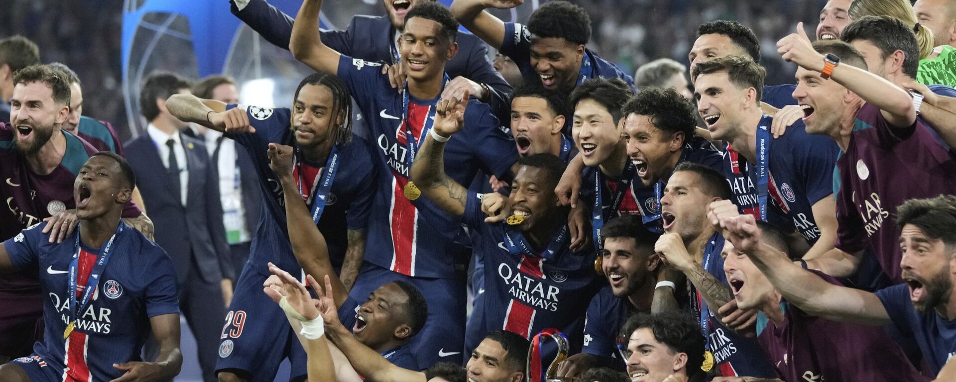 باريس سان جيرمان يتوج بدوري أبطال أوروبا بخماسية في إنتر ميلان 31 مايو 2025 - سبوتنيك عربي, 1920, 31.05.2025