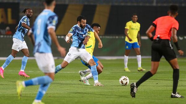 فريق بيراميدز المصري في مواجهة صنداونز الجنوب أفريقي في نهائي بطولة دوري أبطال أفريقيا - سبوتنيك عربي