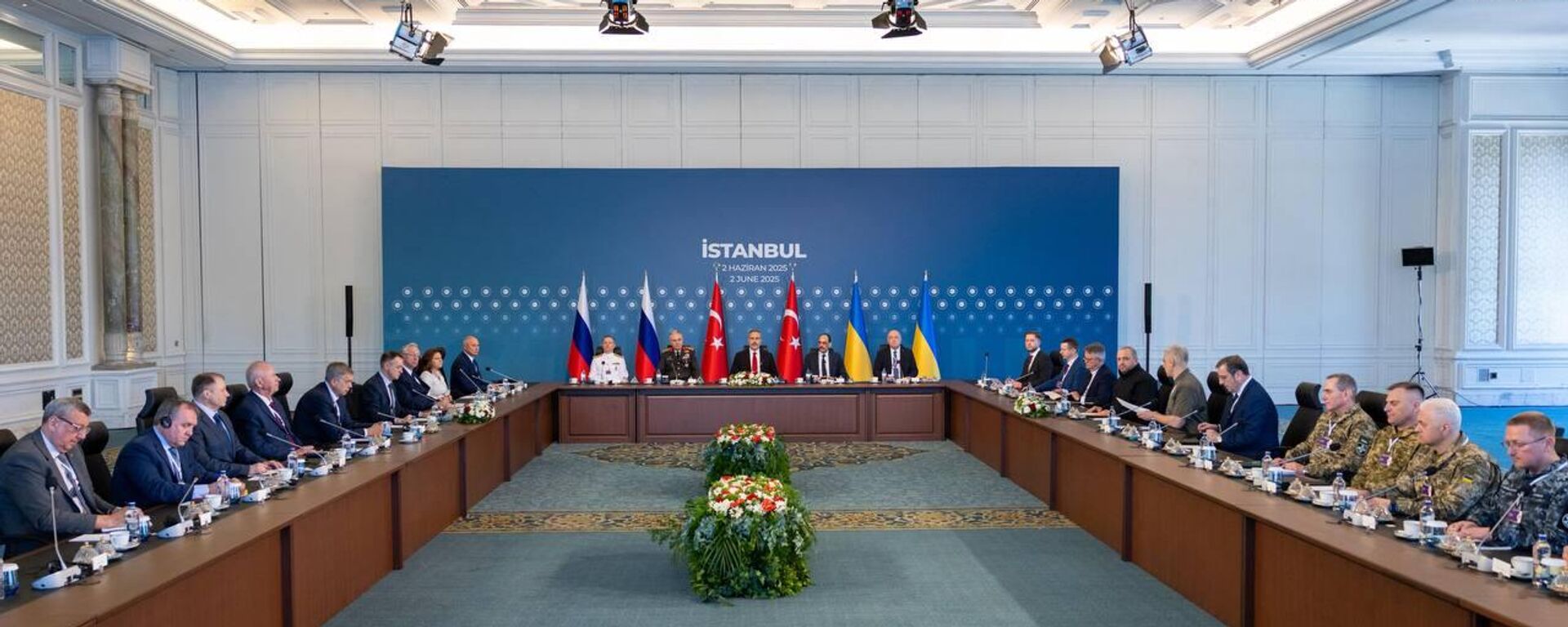 انطلاق الجولة الثانية من المفاوضات الروسية الأوكرانية في إسطنبول - سبوتنيك عربي, 1920, 02.06.2025