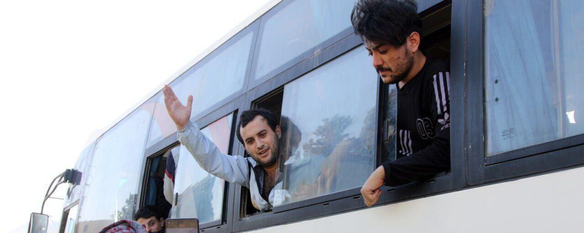 عملية تبييض سجون ثانية بين الحكومة السورية وقسد في حلب  - سبوتنيك عربي, 1920, 02.06.2025