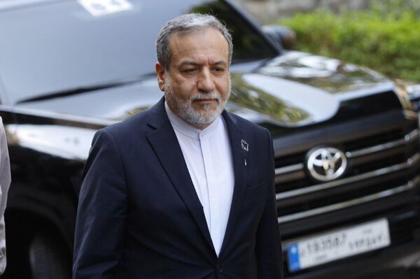 صور لوصول وزير الخارجية الإيراني عباس عراقجي إلى العاصمة اللبانية بيروت صور لوصول وزير الخارجية الإيراني عباس عراقجي إلى العاصمة اللبانية بيروت - سبوتنيك عربي