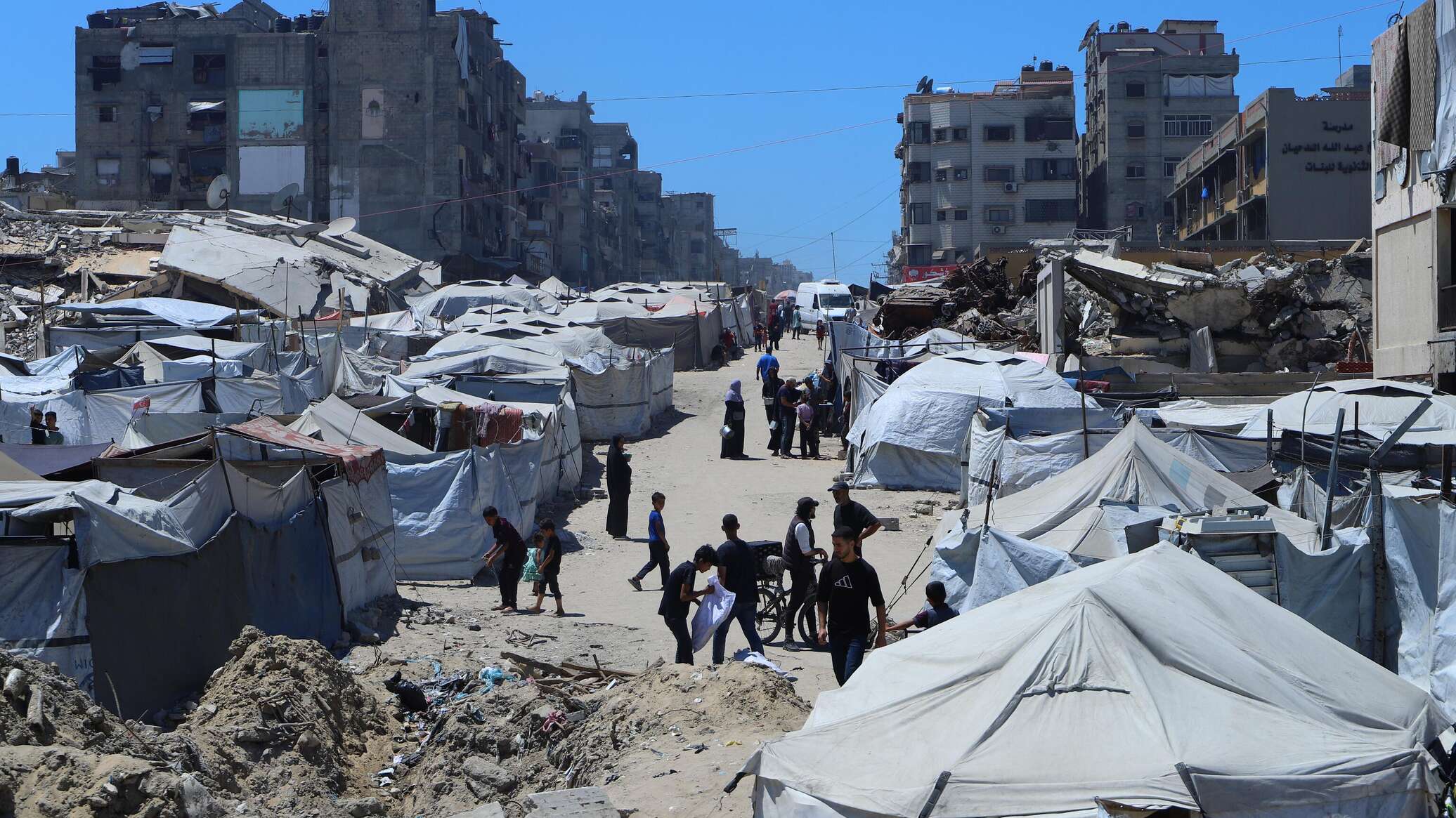 الفلسطينيون شمالي قطاع غزة يكافحون للبقاء في ظل غياب المساعدات