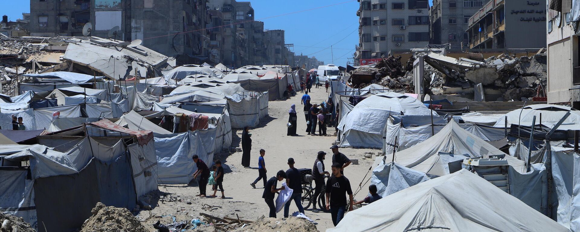 الفلسطينيون شمال غزة يكافحون للبقاء في ظل غياب المساعدات  - سبوتنيك عربي, 1920, 04.06.2025