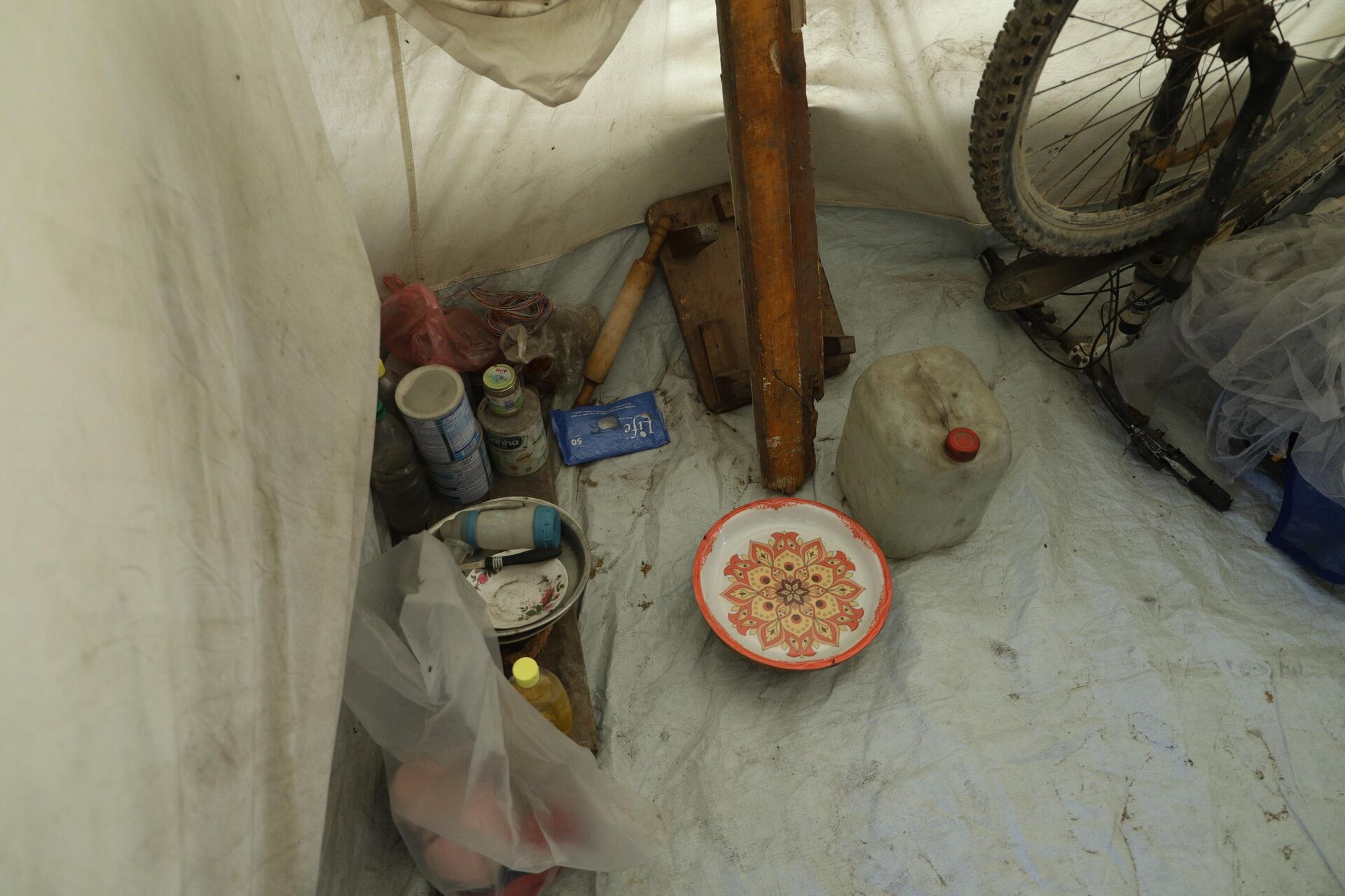 الفلسطينيون شمال غزة يكافحون للبقاء في ظل غياب المساعدات  - سبوتنيك عربي, 1920, 03.06.2025