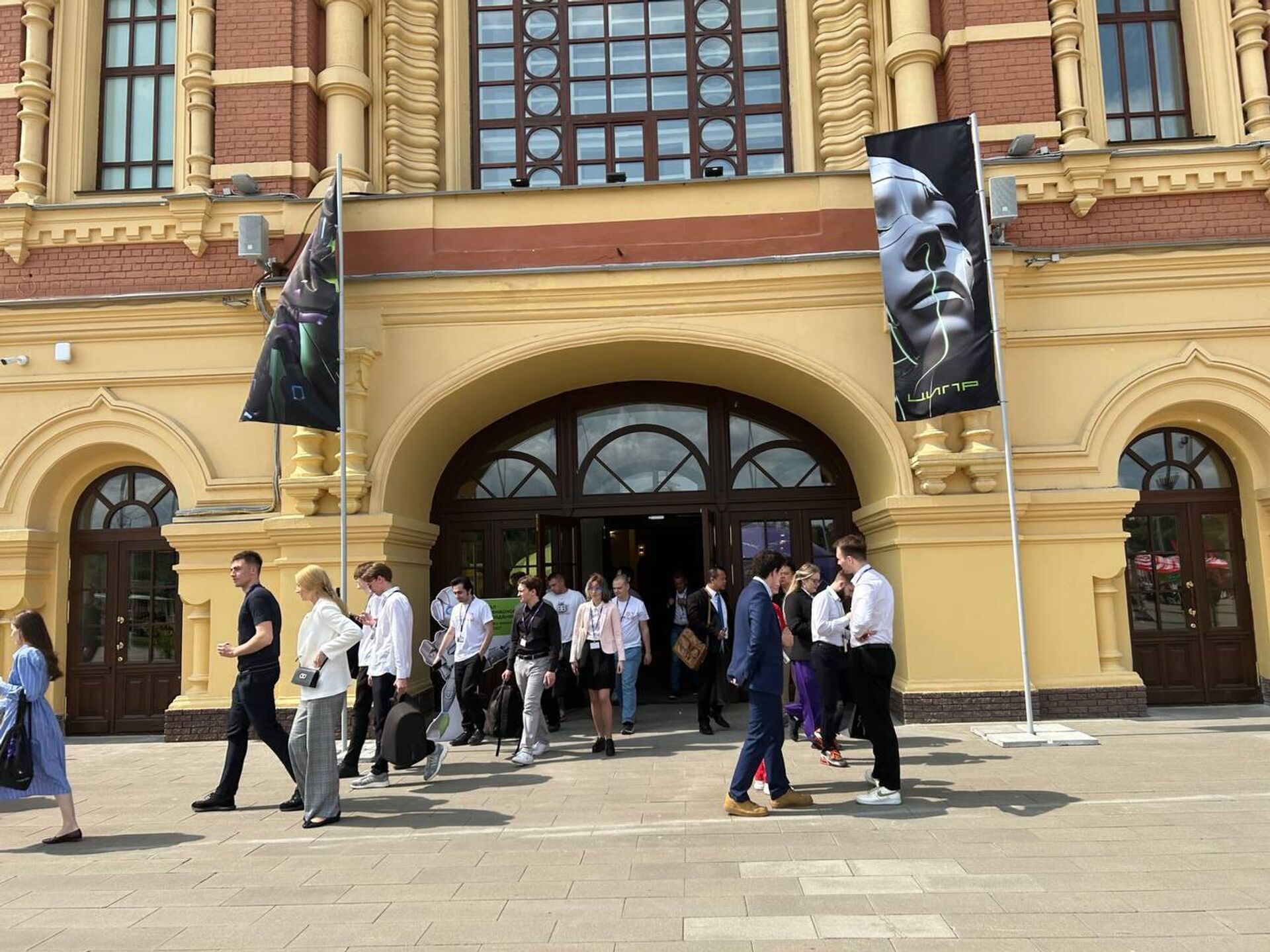 انطلاق فعاليات المنتدى الرقمي العالمي في روسيا - سبوتنيك عربي, 1920, 05.06.2025