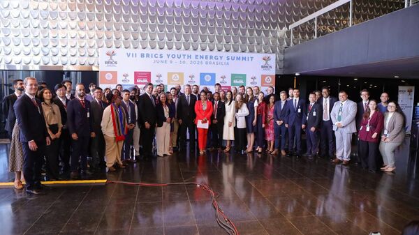 قمة شباب البريكس للطاقة تستعرض أبرز التحديات وفرص التعاون في برازيليا - سبوتنيك عربي