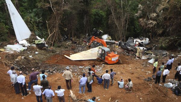 تحطم طائرة ركاب هندية في مدينة أحمد آباد شمال غرب البلاد - سبوتنيك عربي