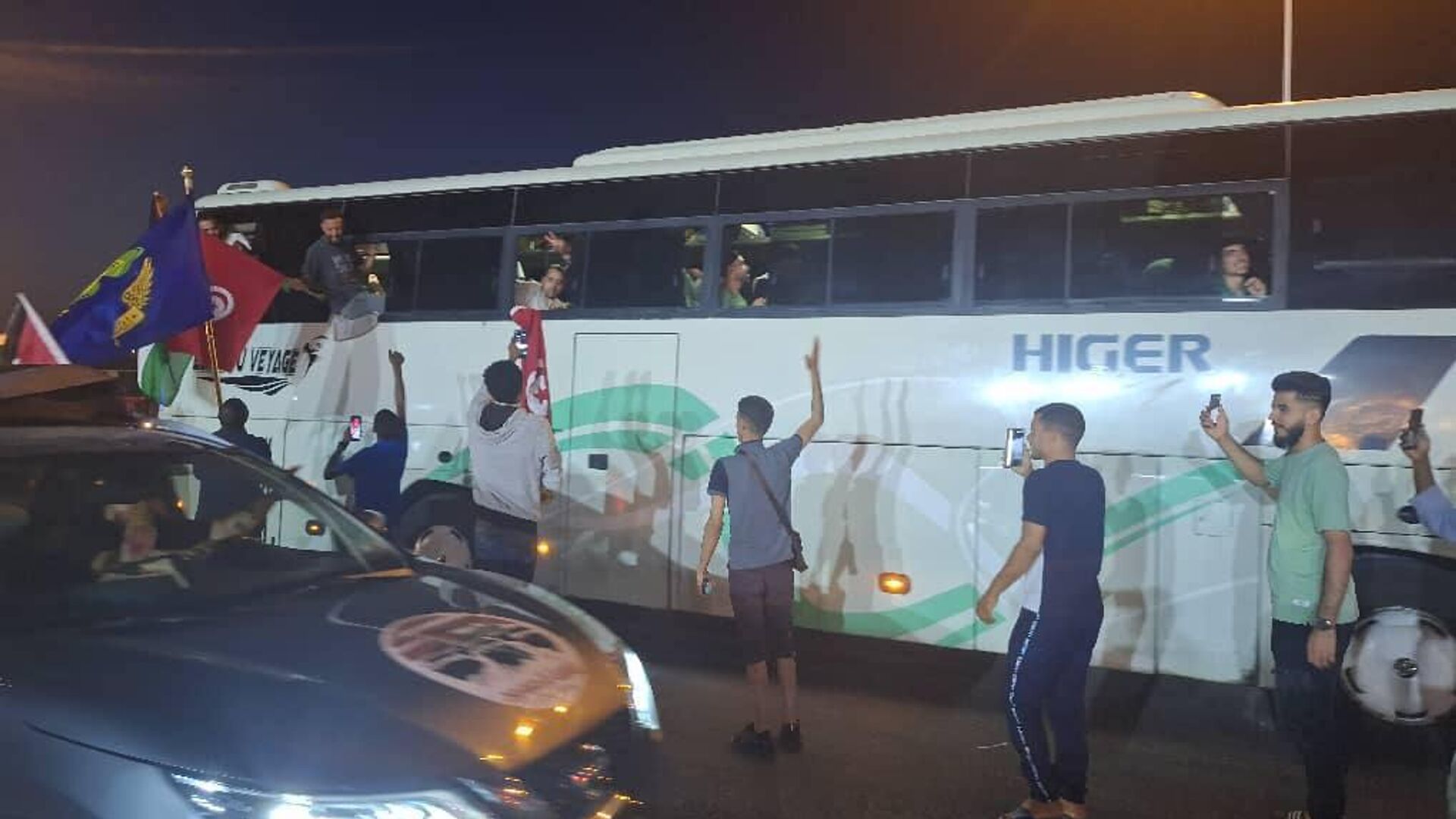قافلة الصمود تصل بوقرين وسط ليبيا في طريقها نحو شرق ليبيا دعما لغزة قافلة الصمود تصل بوقرين وسط ليبيا في طريقها نحو شرق ليبيا دعما لغزة - سبوتنيك عربي, 1920, 12.06.2025