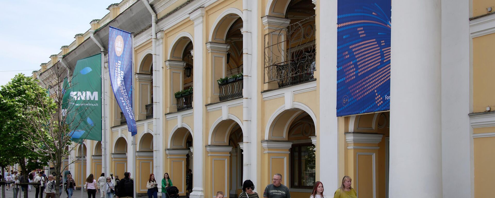 الاستعدادات لمنتدى سانت بطرسبرغ الاقتصادي الدولي-2025 - سبوتنيك عربي, 1920, 18.06.2025