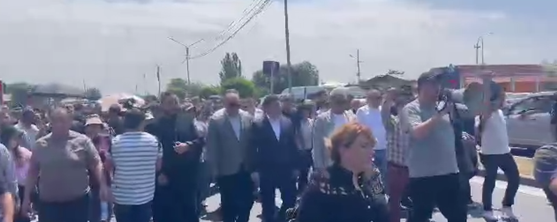موكب إيماني في أرمينيا دعماً للكنيسة والبطريرك - سبوتنيك عربي, 1920, 24.07.2025