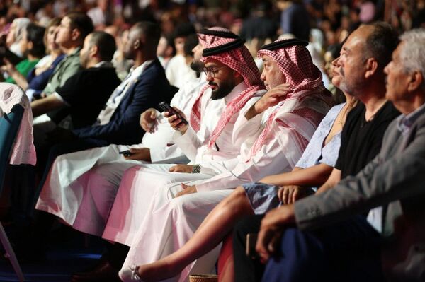 افتتاح الدورة الـ 25 للمهرجان العربي للإذاعة والتلفزيون  - سبوتنيك عربي